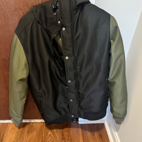 NWOT - Vans MTE winter coat - Picture 3 of 4